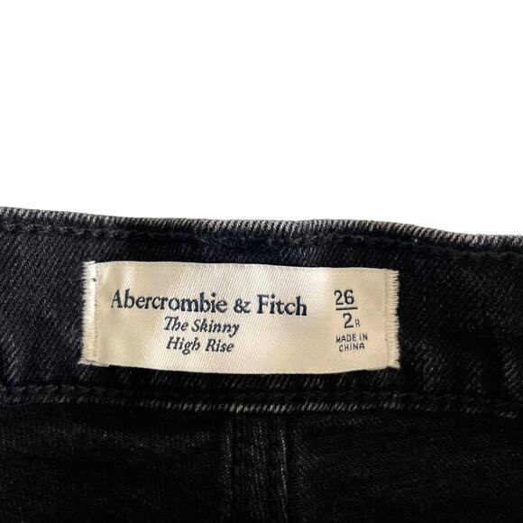 ABERCROMBIE & FITCH The Skinny High Rise Vent Slit Hem Jeans Black 26 or 2 Reg - Picture 9 of 11